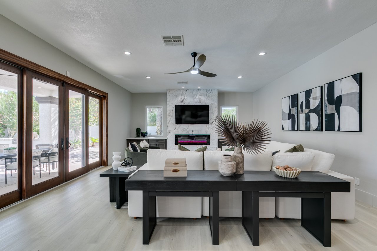 luxury-home-staging-paseo-summerlin-las-vegas-family-room-staged-to-sell