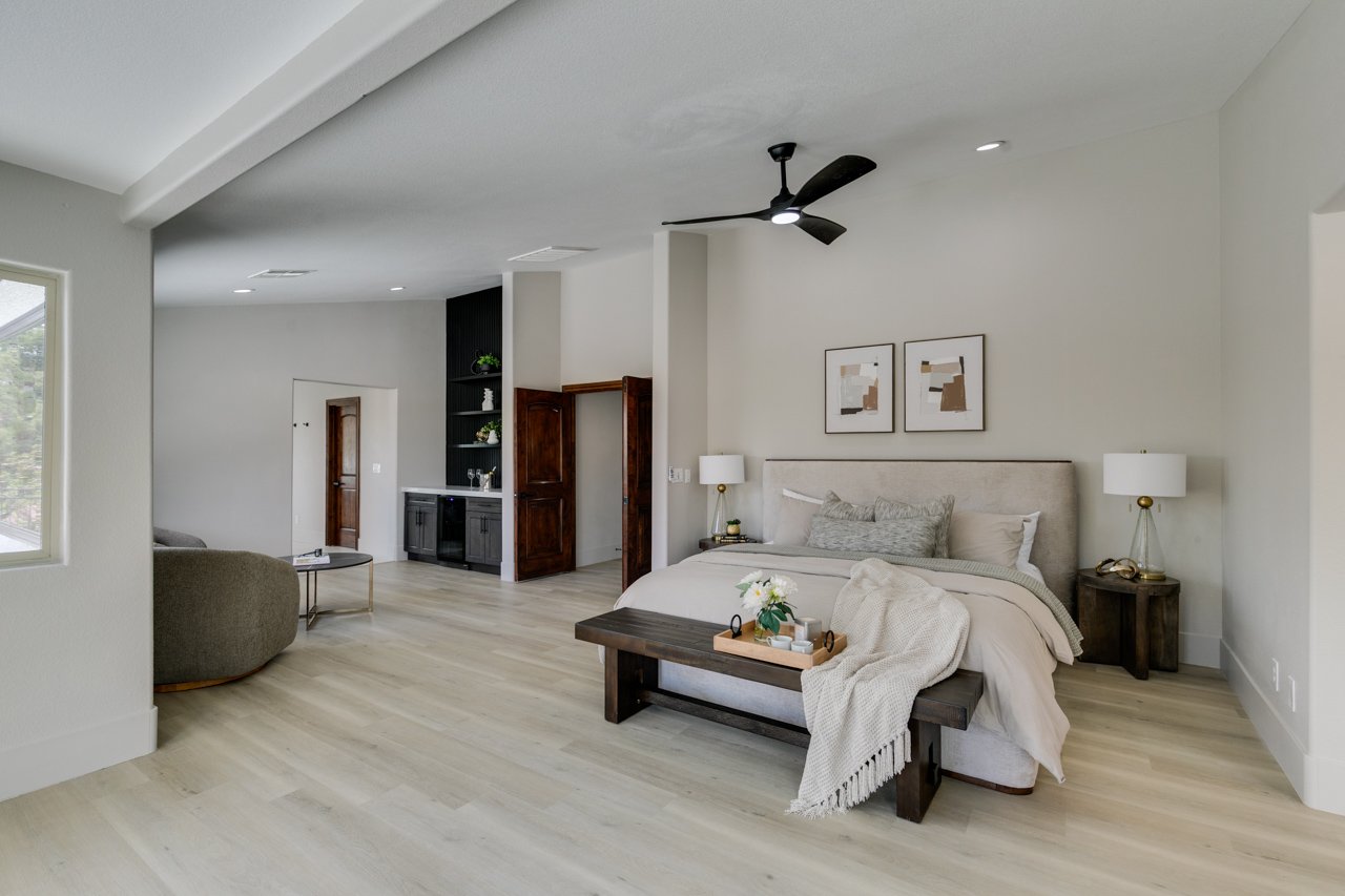 luxury-home-staging-paseo-summerlin-las-vegas-primary-bedroom-staged-to-sell