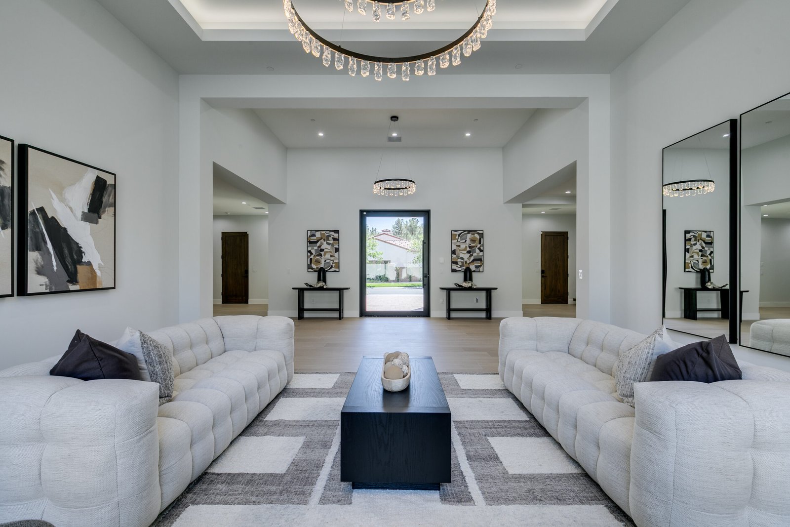 luxury-home-staging-ravenswood-entry-new-construction-southern-las-vegas-staged-to-sell