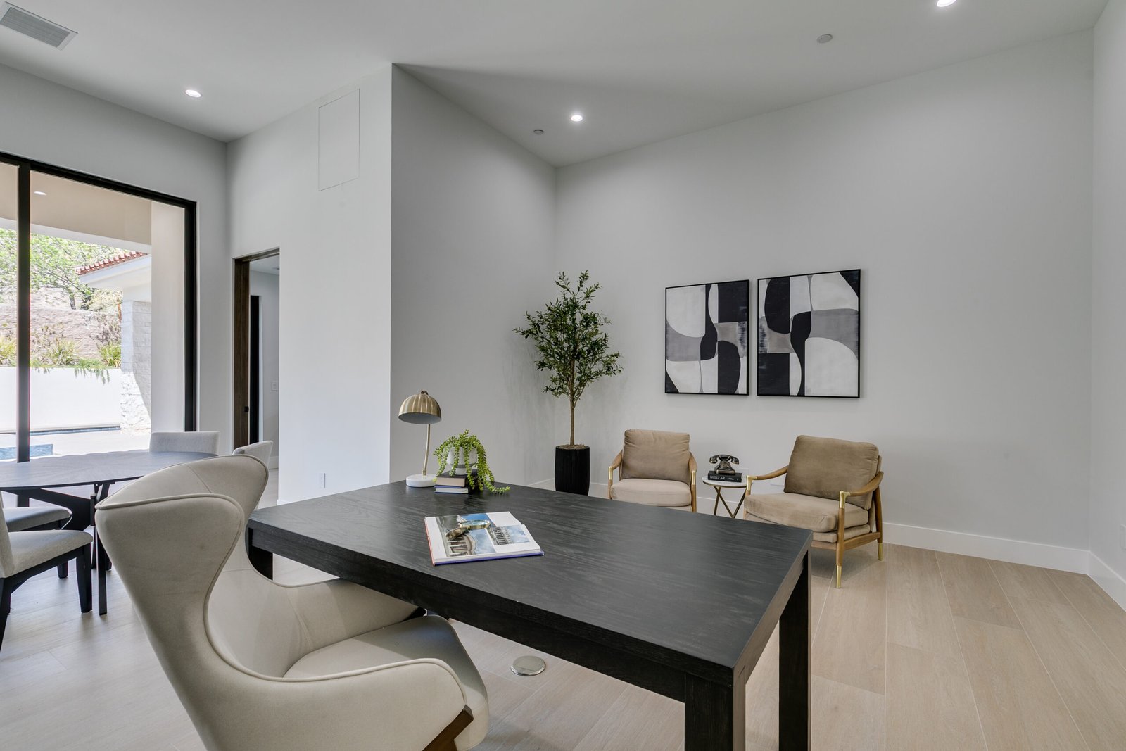 luxury-home-staging-ravenswood-office2-new-construction-southern-las-vegas-staged-to-sell